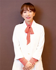 院長　松本晴子